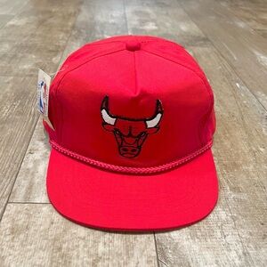 CHICAGO BULLS 90s Vintage 1991 Rope Cord Snap-back Hat Red Black White NWT NEW